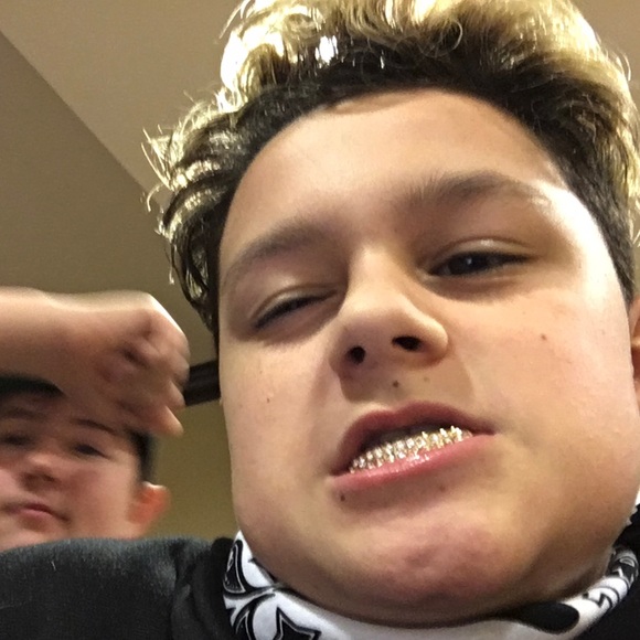 Meet your Posher, Akilles - Picture 1 of 1